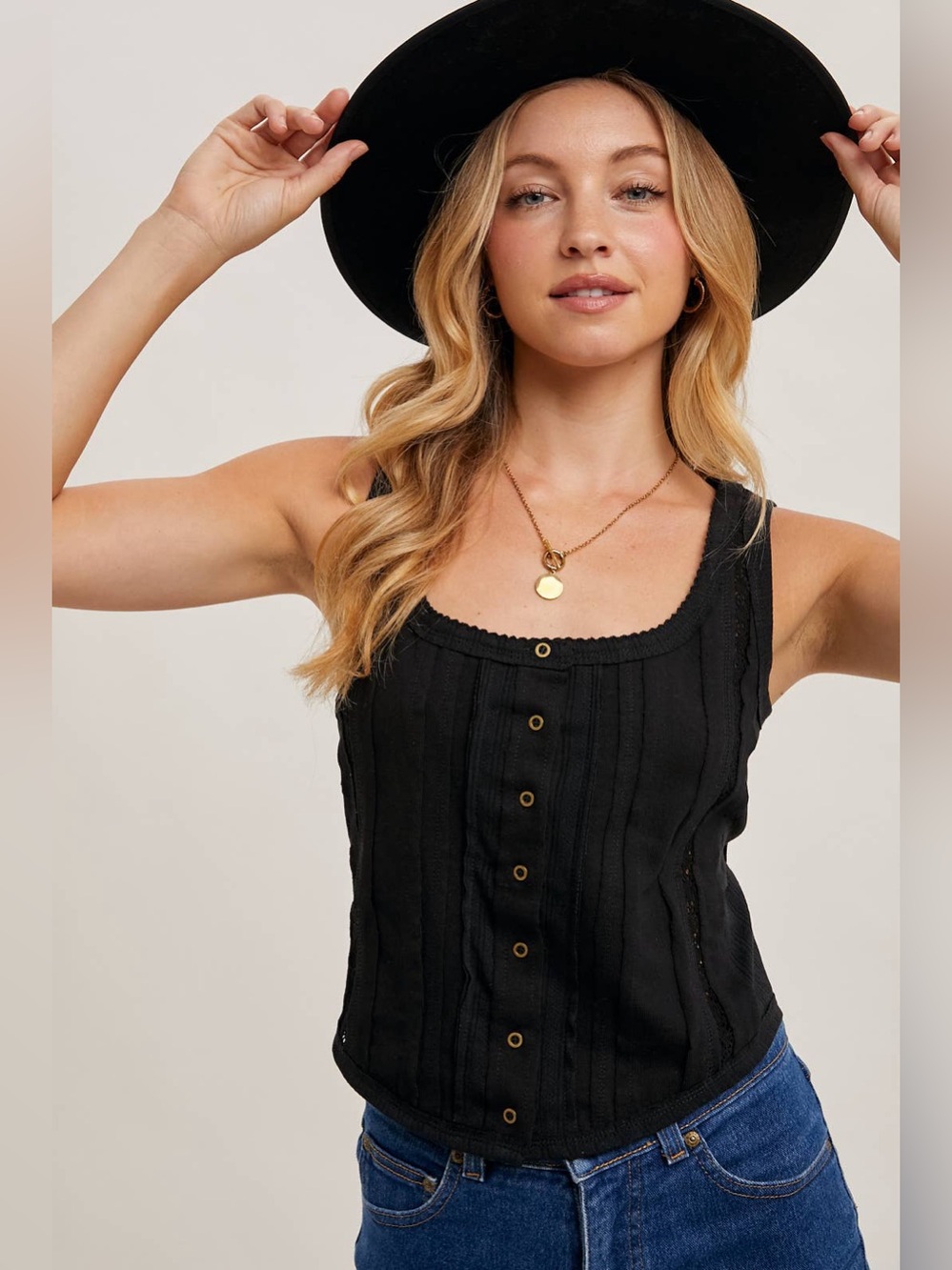 Bluivy Black Button-Front Ribbed Tank Size Medium